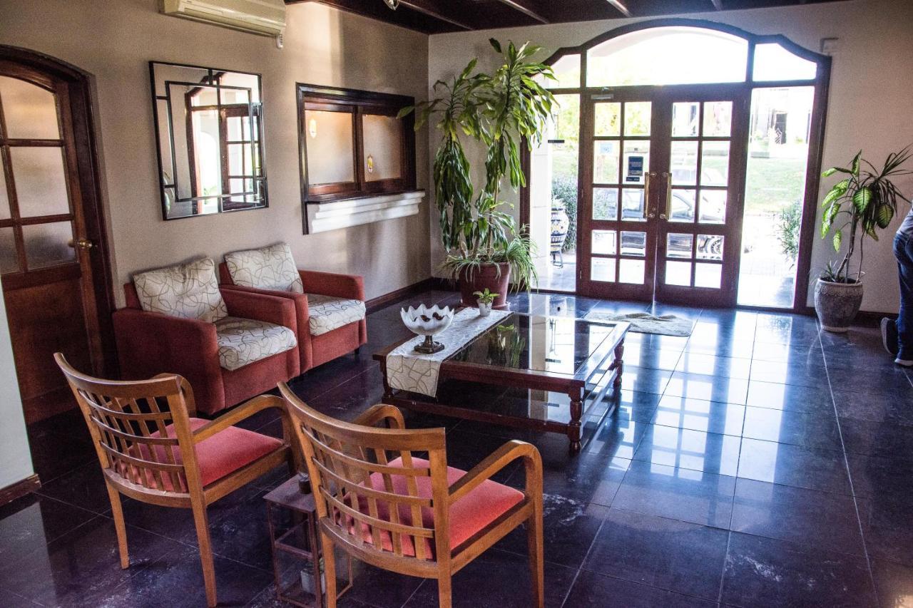 Hotel Santa Catalina Río Cuarto Kültér fotó