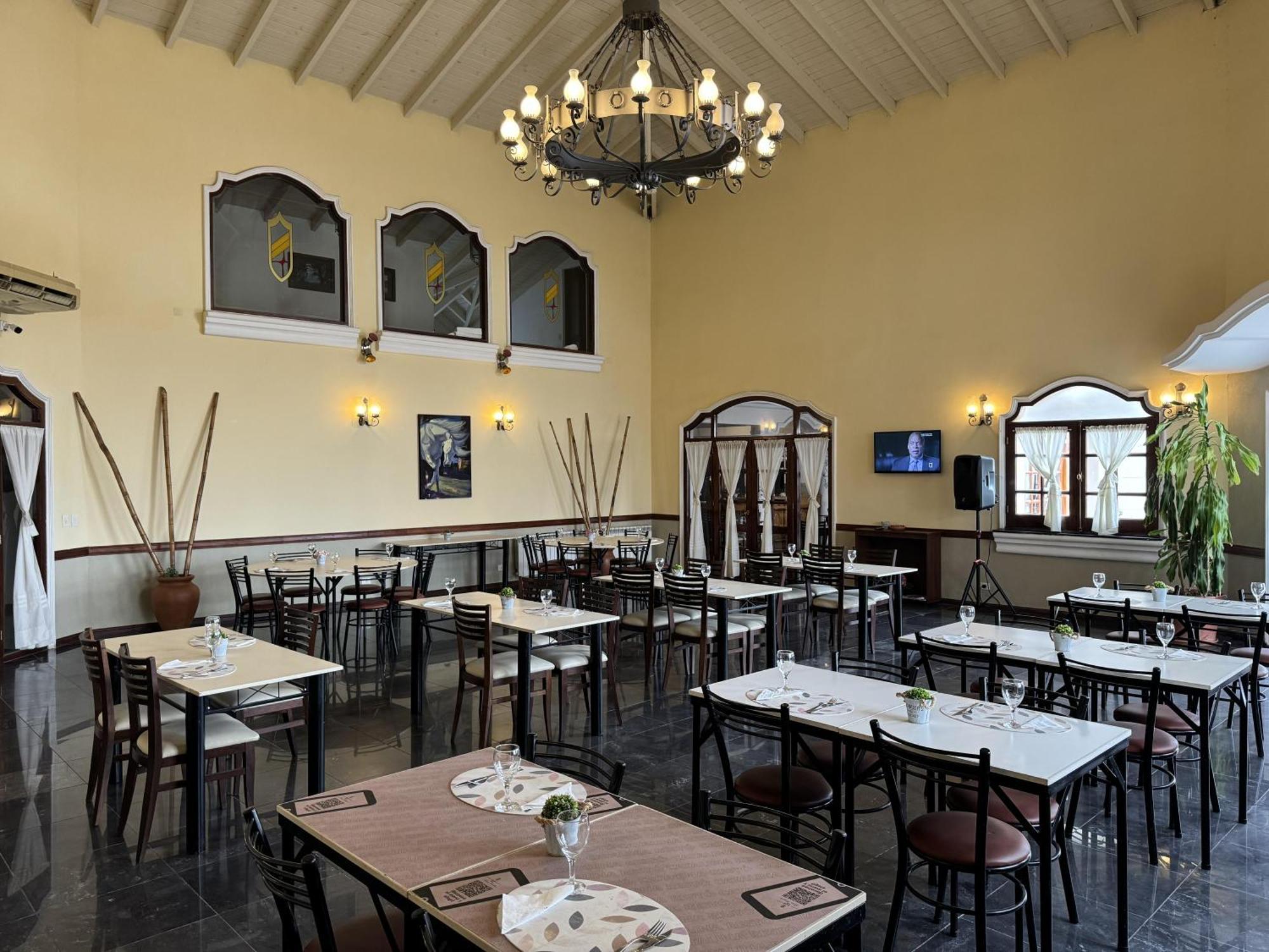 Hotel Santa Catalina Río Cuarto Kültér fotó